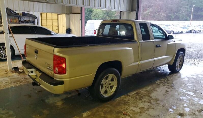 
								2011 Dodge Dakota full									