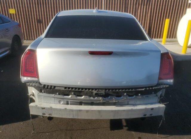 
								2019 Chrysler 300 tourin full									