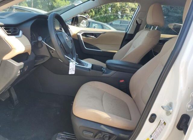 
								2022 Toyota Rav4 full									