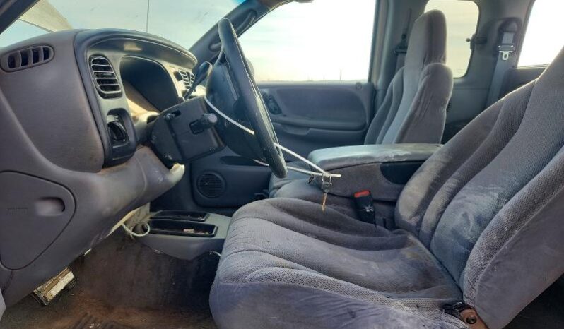 
								2000 Dodge Dakota full									