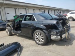 
										2019 Chrysler 300 full									
