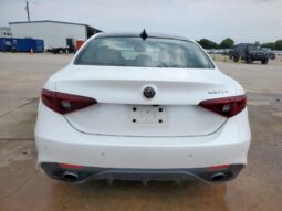 
										2018 Alfa romeo Giulia full									