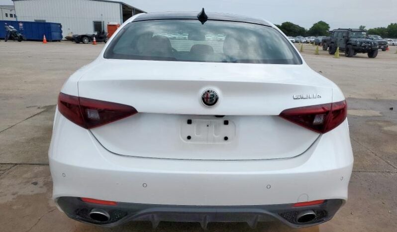 
								2018 Alfa romeo Giulia full									