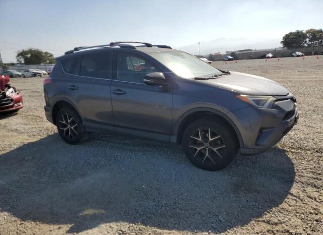 
								2018 Toyota Rav4 full									