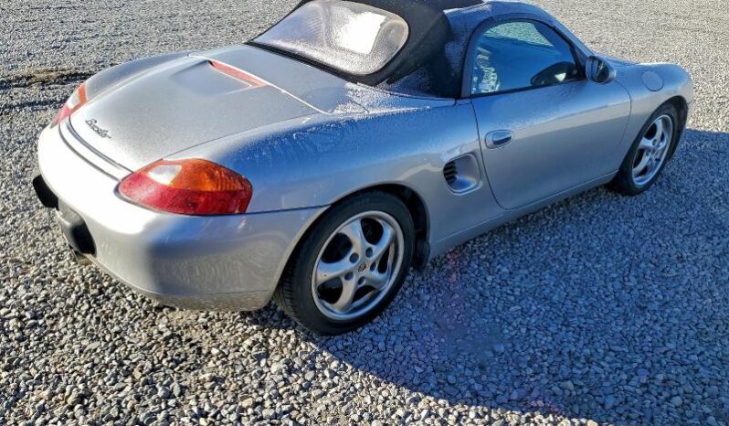 
								2000 Porsche Boxster full									
