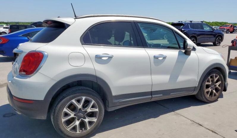 
								2018 Fiat 500 full									