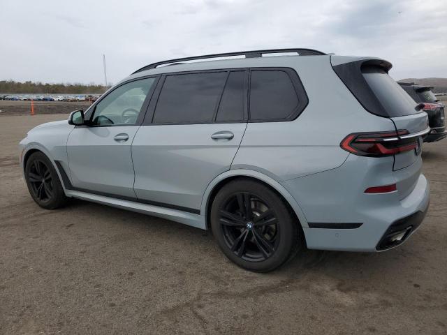 2023 BMW X7
