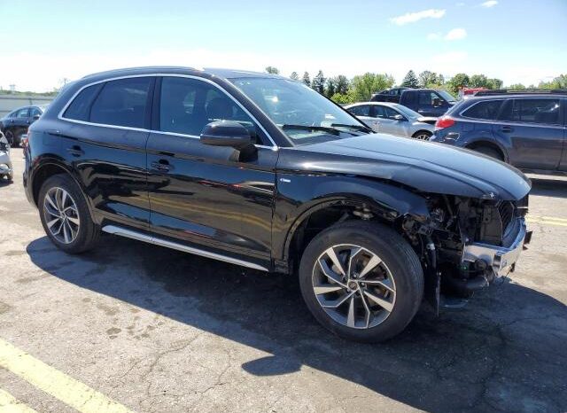 
								2022 Audi Q5 full									