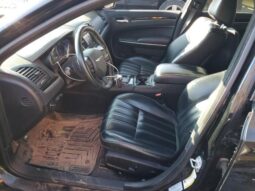 
										2017 Chrysler 300 full									