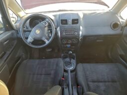 
										2012 Suzuki Sx4 full									