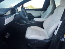 
										2022 Tesla Model x full									