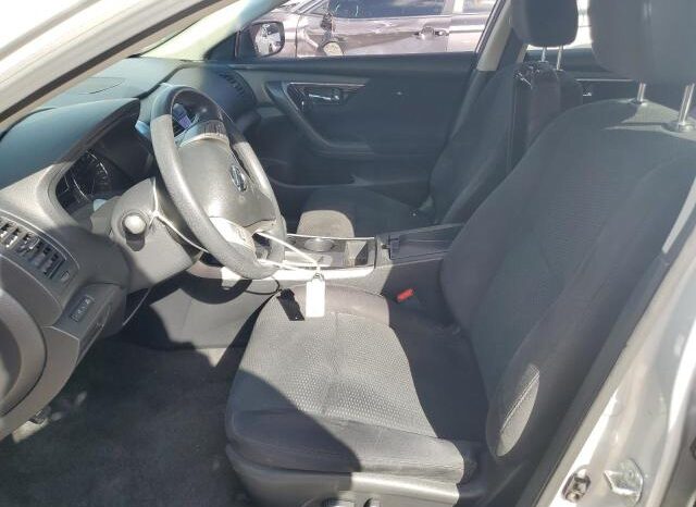 
								2014 Nissan Altima 2.5 full									