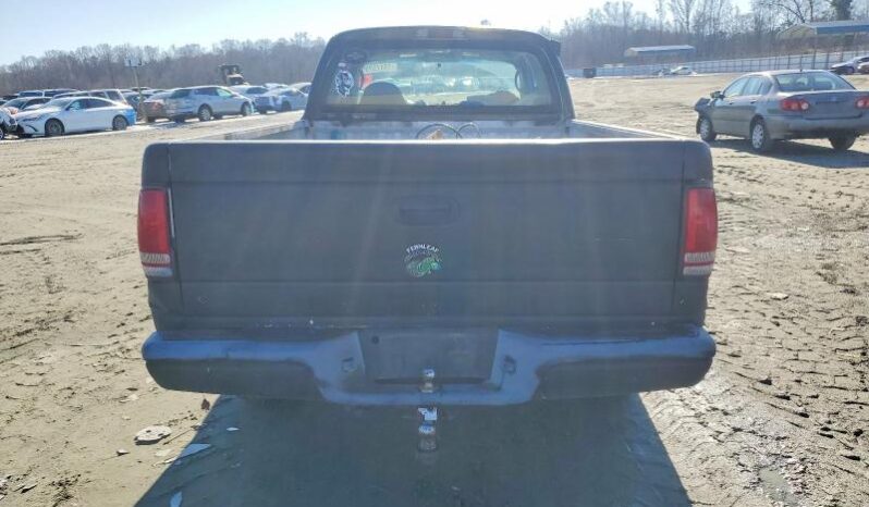 
								2004 Dodge Dakota full									