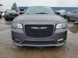 
										2017 Chrysler 300 full									