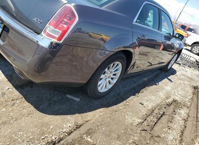 
								2013 Chrysler 300 full									