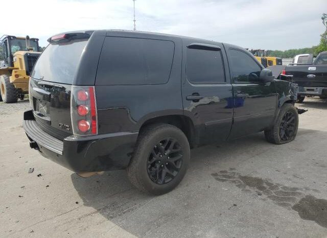 
								2013 Gmc Yukon full									