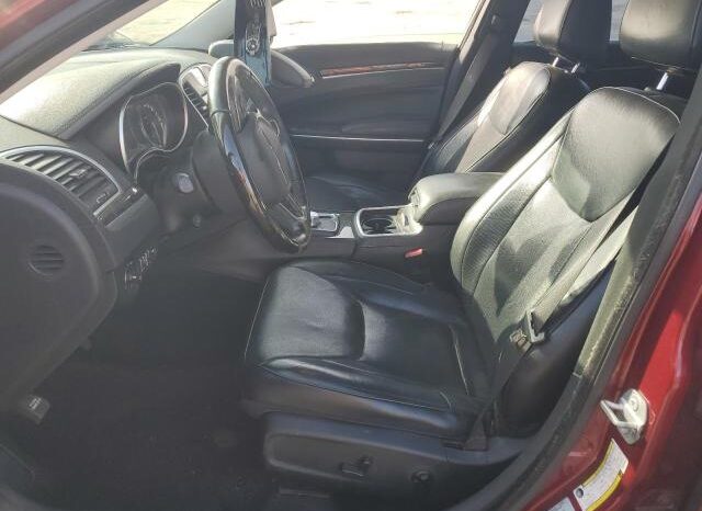 
								2017 Chrysler 300 full									