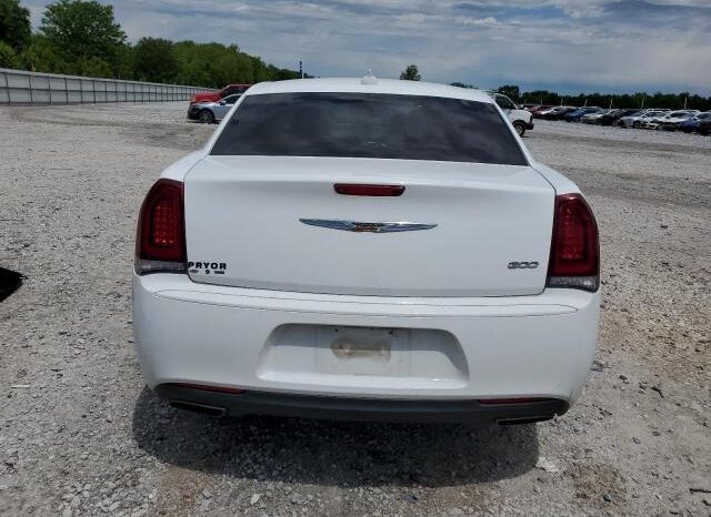 
								2019 Chrysler 300 tourin full									