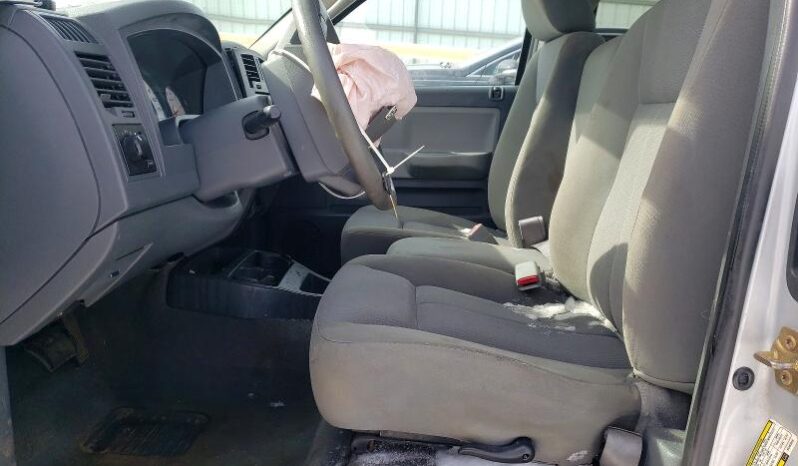 
								2006 Dodge Dakota full									