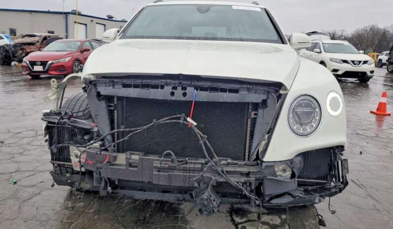 
								2019 Bentley Bentayga full									