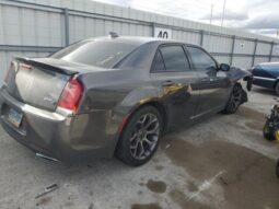 
										2016 Chrysler 300 full									