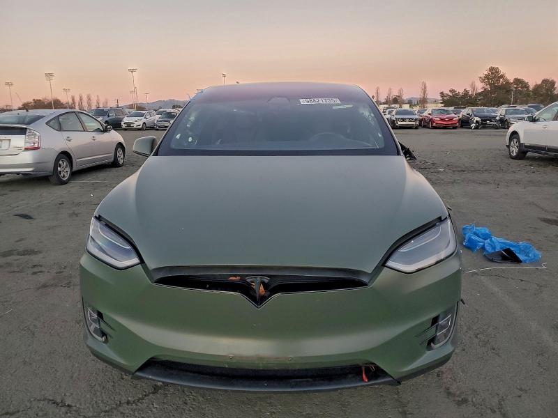 2017 Tesla Model x