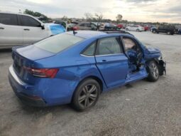 
										2022 Volkswagen Jetta se full									