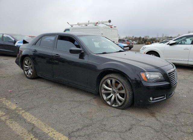 
								2014 Chrysler 300 full									