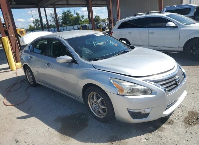 
								2015 Nissan Altima 2.5 full									