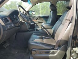 
										2013 Gmc Yukon full									