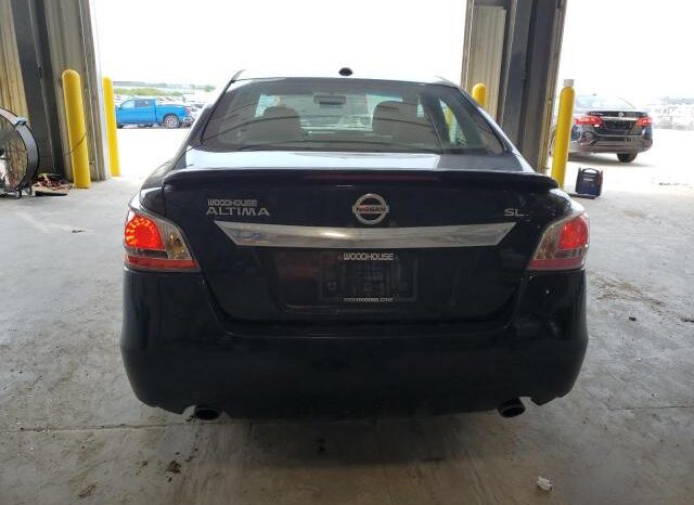 
								2015 Nissan Altima 2.5 full									
