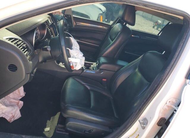 
								2021 Chrysler 300 full									