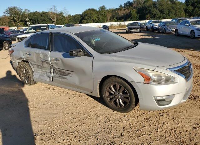 
								2015 Nissan Altima 2.5 full									