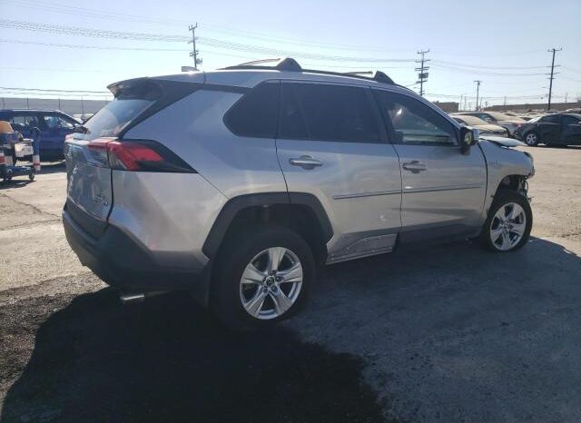 
								2020 Toyota Rav4 full									