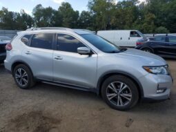 
										2018 Nissan Rogue s full									