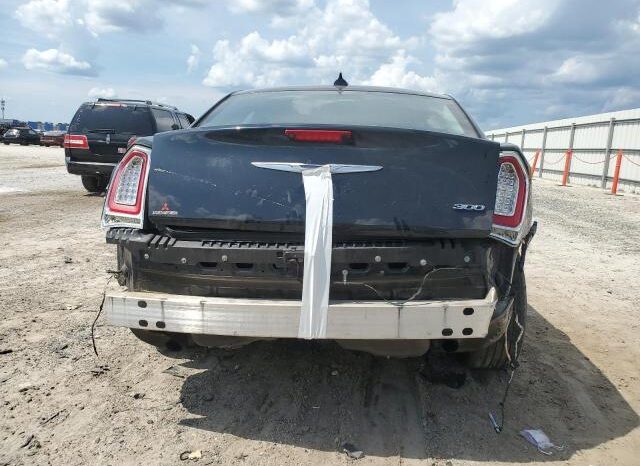 
								2018 Chrysler 300 full									