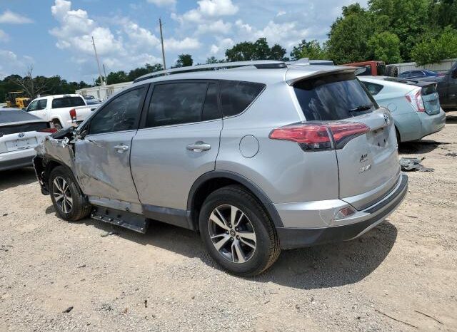 
								2018 Toyota Rav4 full									