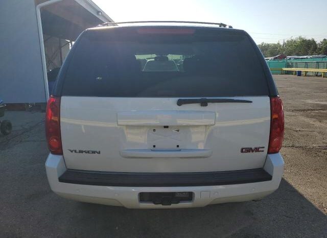 
								2014 Gmc Yukon full									