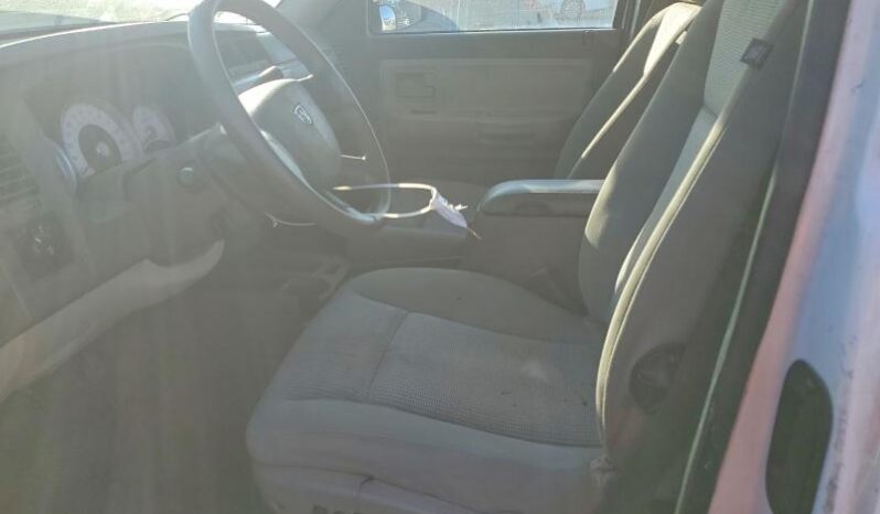 
								2008 Dodge Dakota full									