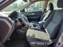 
										2016 Nissan Rogue s full									