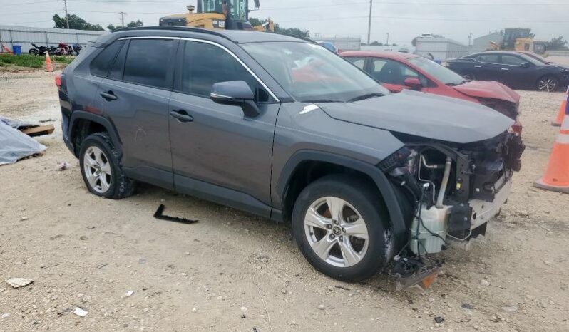 
								2021 Toyota Rav4 full									