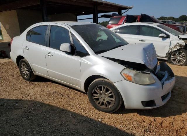 
								2013 Suzuki Sx4 full									