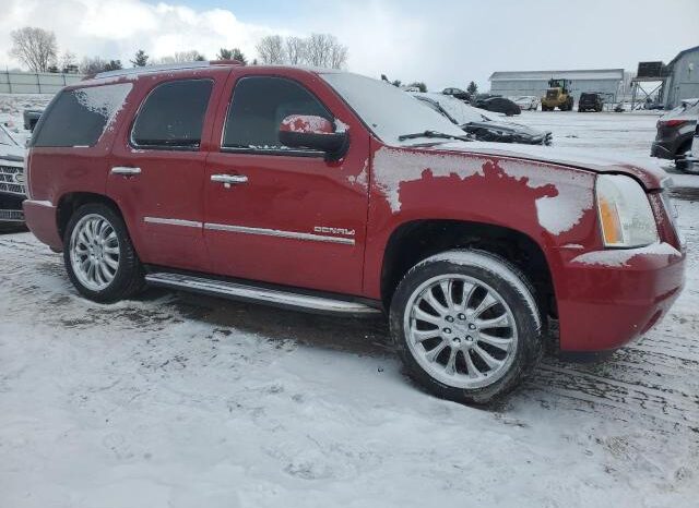 
								2014 Gmc Yukon full									