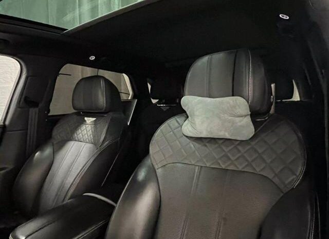 
								2017 Bentley Bentayga full									
