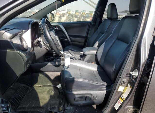 
								2018 Toyota Rav4 full									