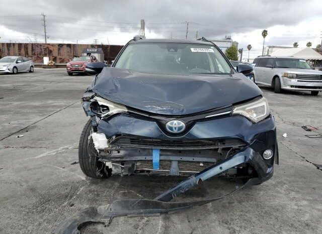 
								2018 Toyota Rav4 full									