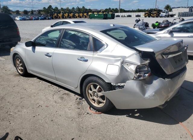 
								2015 Nissan Altima 2.5 full									