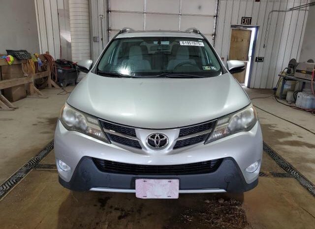 
								2015 Toyota Rav4 full									