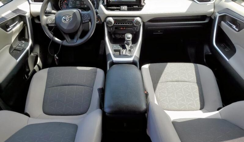 
								2025 Toyota Rav4 full									