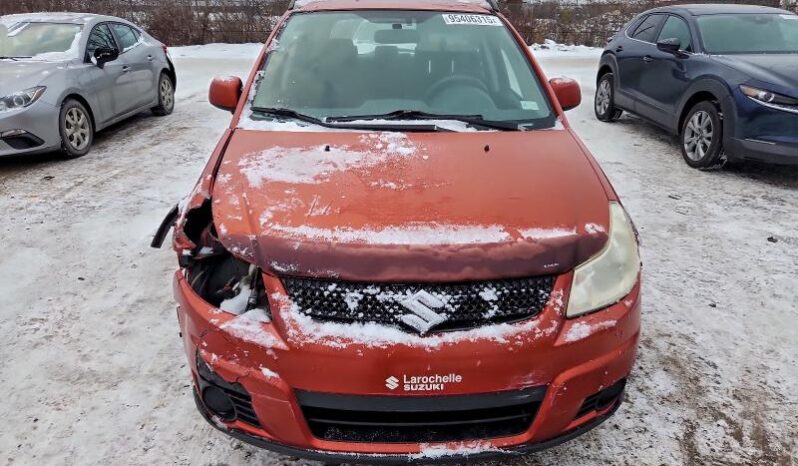 
								2010 Suzuki Sx4 full									